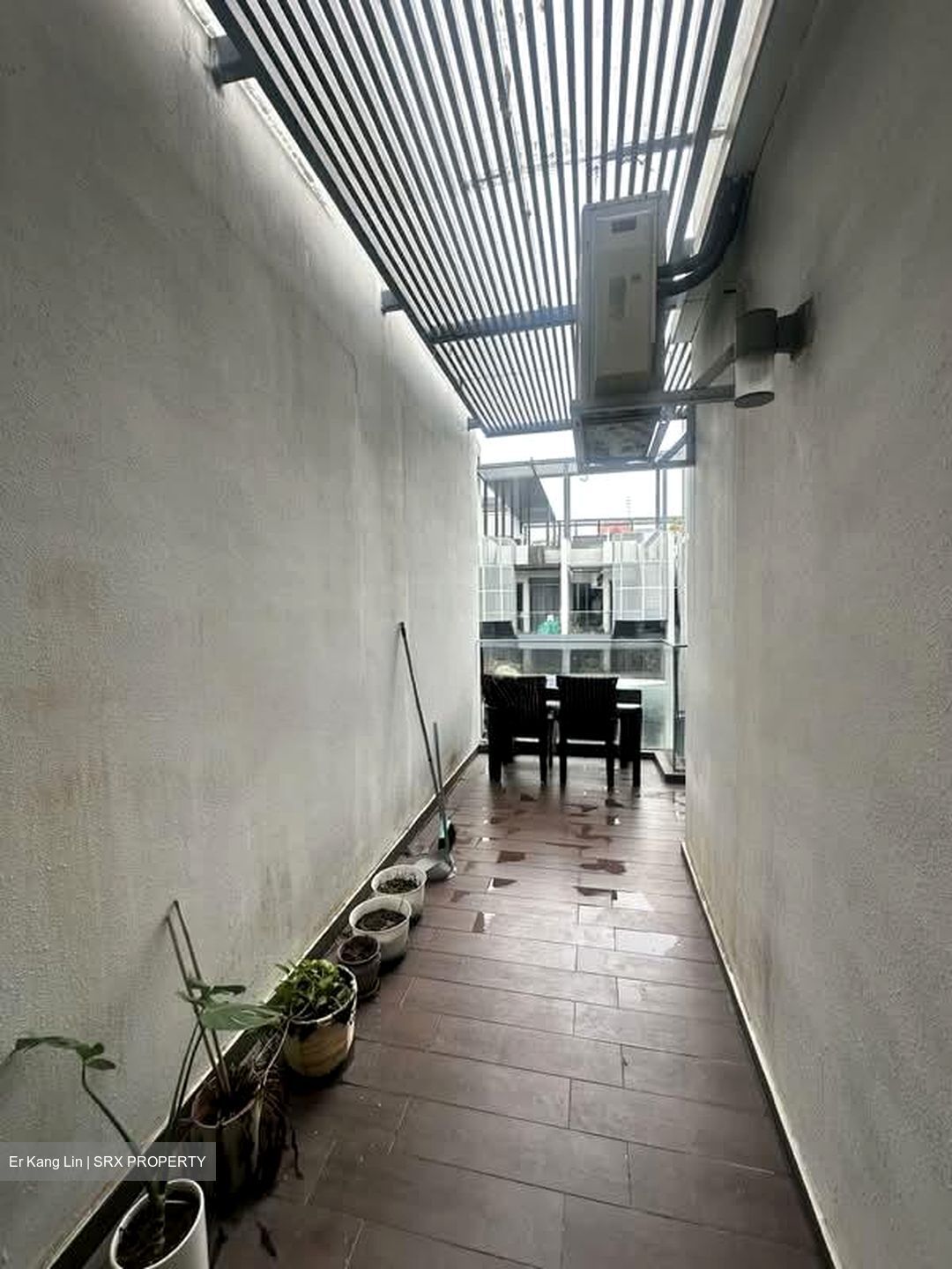 Suites 28 (D14), Apartment #538862121